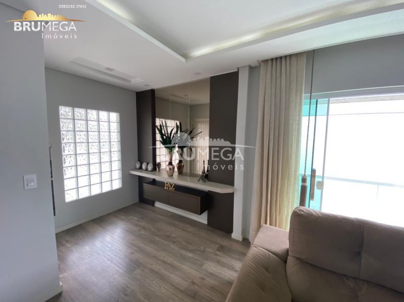 Casa de 4 quartos, 200m² no bairro Jardim Maluche, em Brusque | Eu Corretor