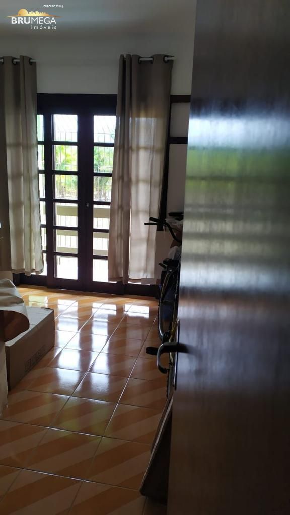 Casa de 4 quartos, 132m² no bairro Santa Terezinha, em Brusque | Eu Corretor