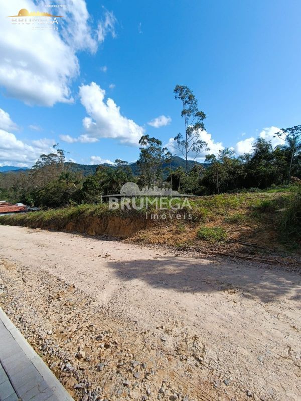 Lote/Terreno de 374m² no bairro Lageado Baixo, em Guabiruba | Eu Corretor