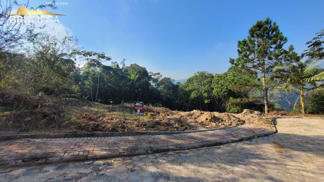 Lote/Terreno de 303m² no bairro Guabiruba Sul, em Guabiruba | Eu Corretor