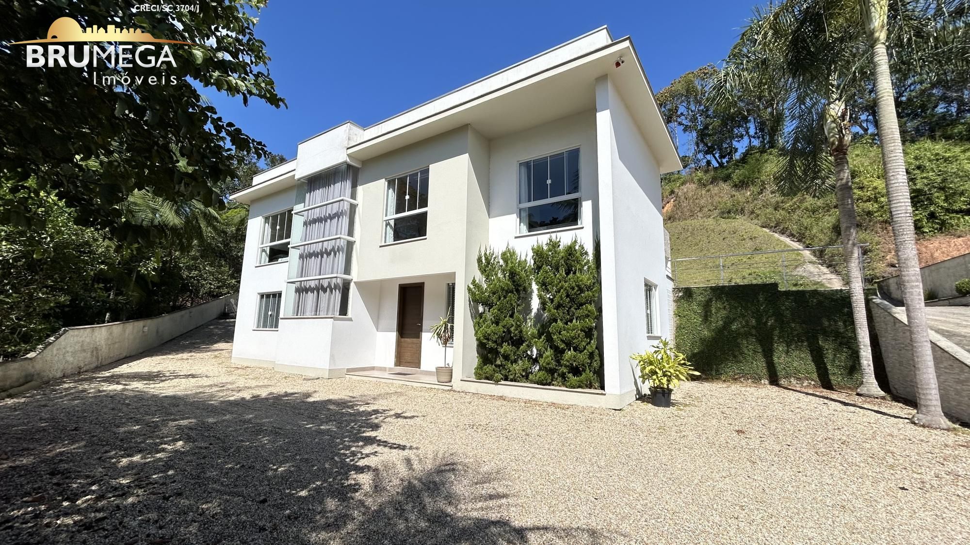 Casa de 3 quartos, 249m² no bairro São Pedro, em Guabiruba | Eu Corretor