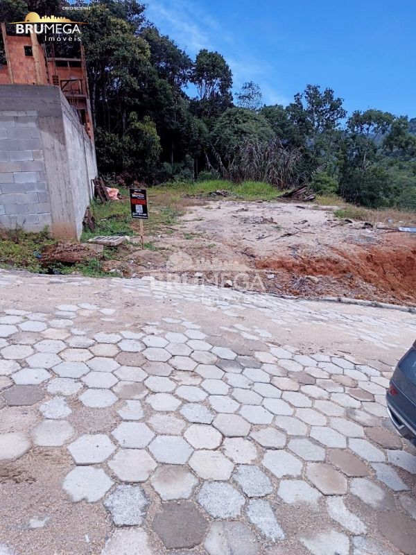 Lote/Terreno de 350m² no bairro Paquetá, em Brusque | Eu Corretor