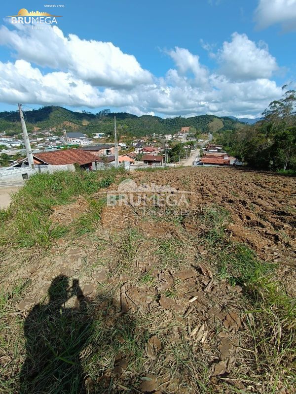 Lote/Terreno de 374m² no bairro Lageado Baixo, em Guabiruba | Eu Corretor