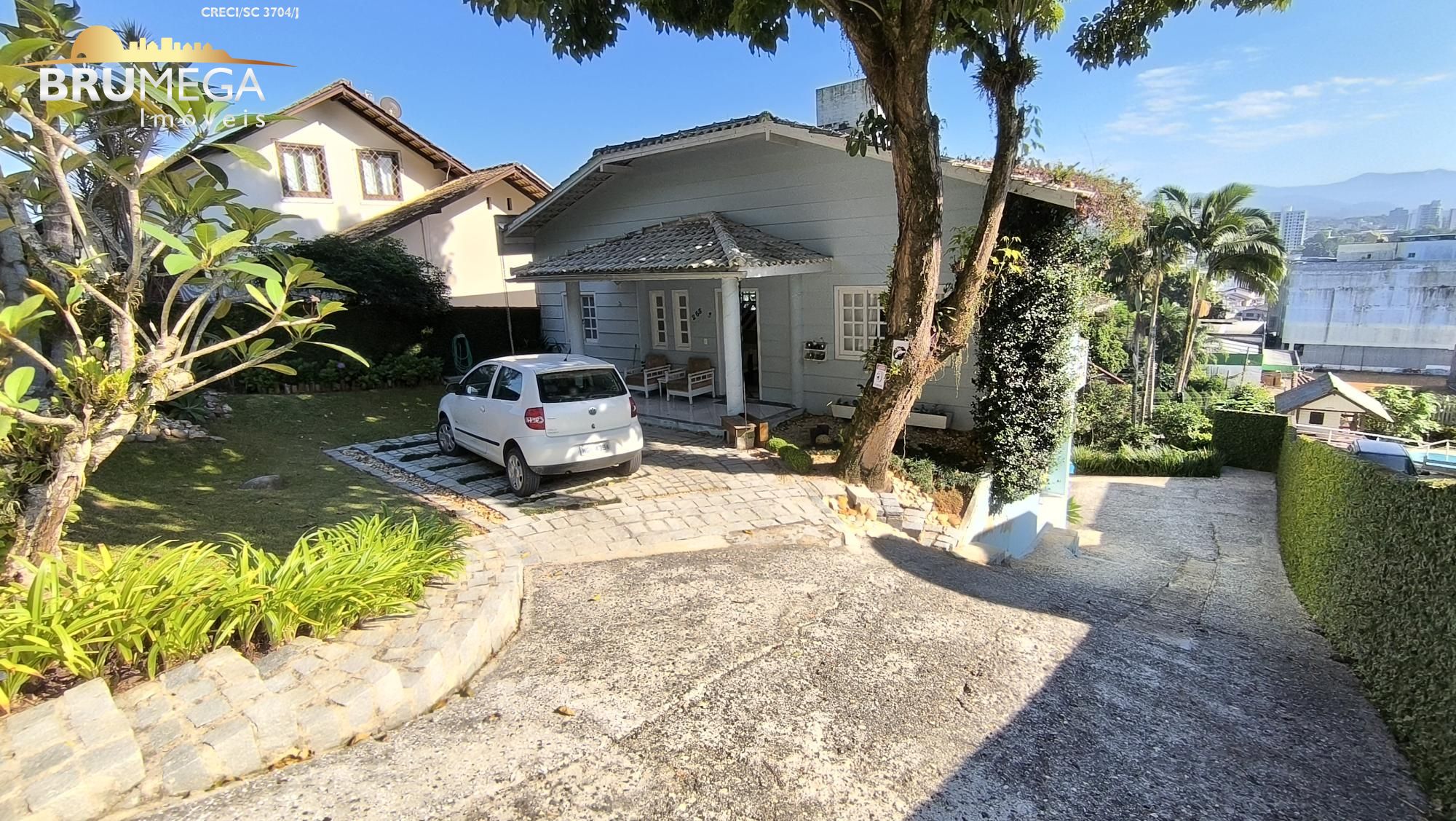 Casa de 4 quartos, 300m² no bairro Azambuja, em Brusque | Eu Corretor