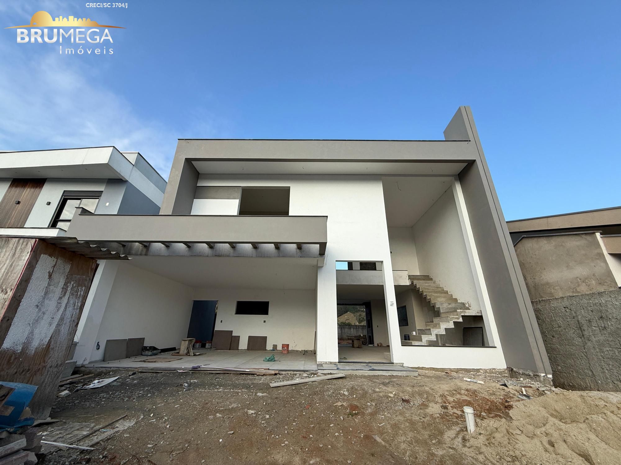 Casa de 4 quartos, 218m² no bairro São Pedro, em Guabiruba | Eu Corretor
