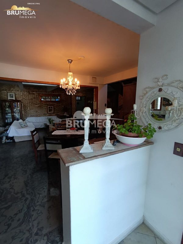 Casa de 4 quartos, 340m² no bairro Centro II, em Brusque | Eu Corretor