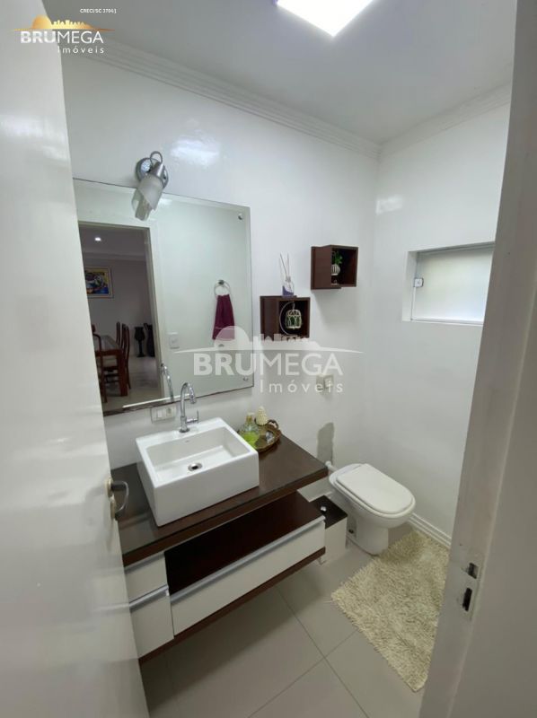 Casa de 4 quartos, 200m² no bairro Jardim Maluche, em Brusque | Eu Corretor