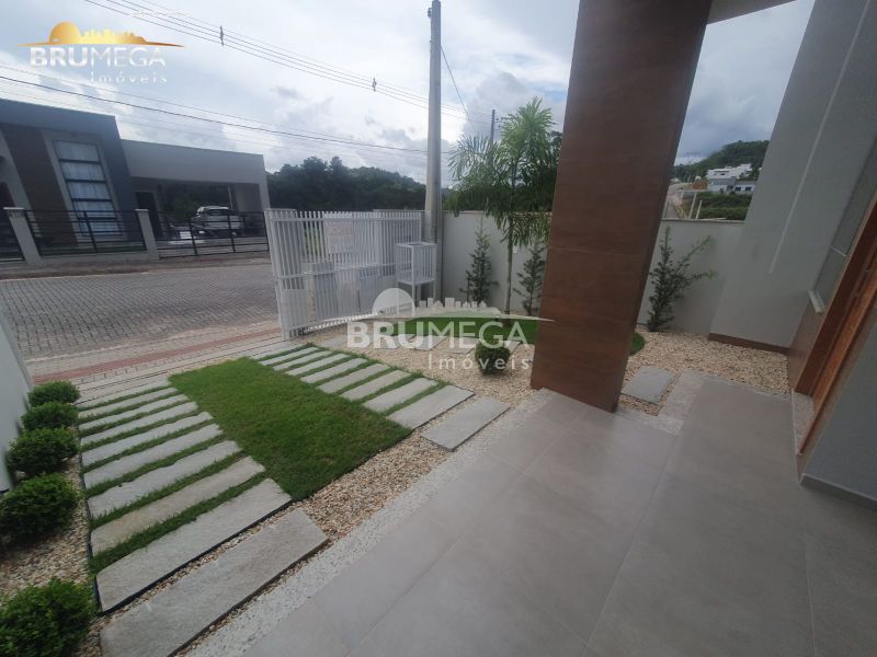 Casa de 3 quartos, 108m² no bairro Centro, em Guabiruba | Eu Corretor