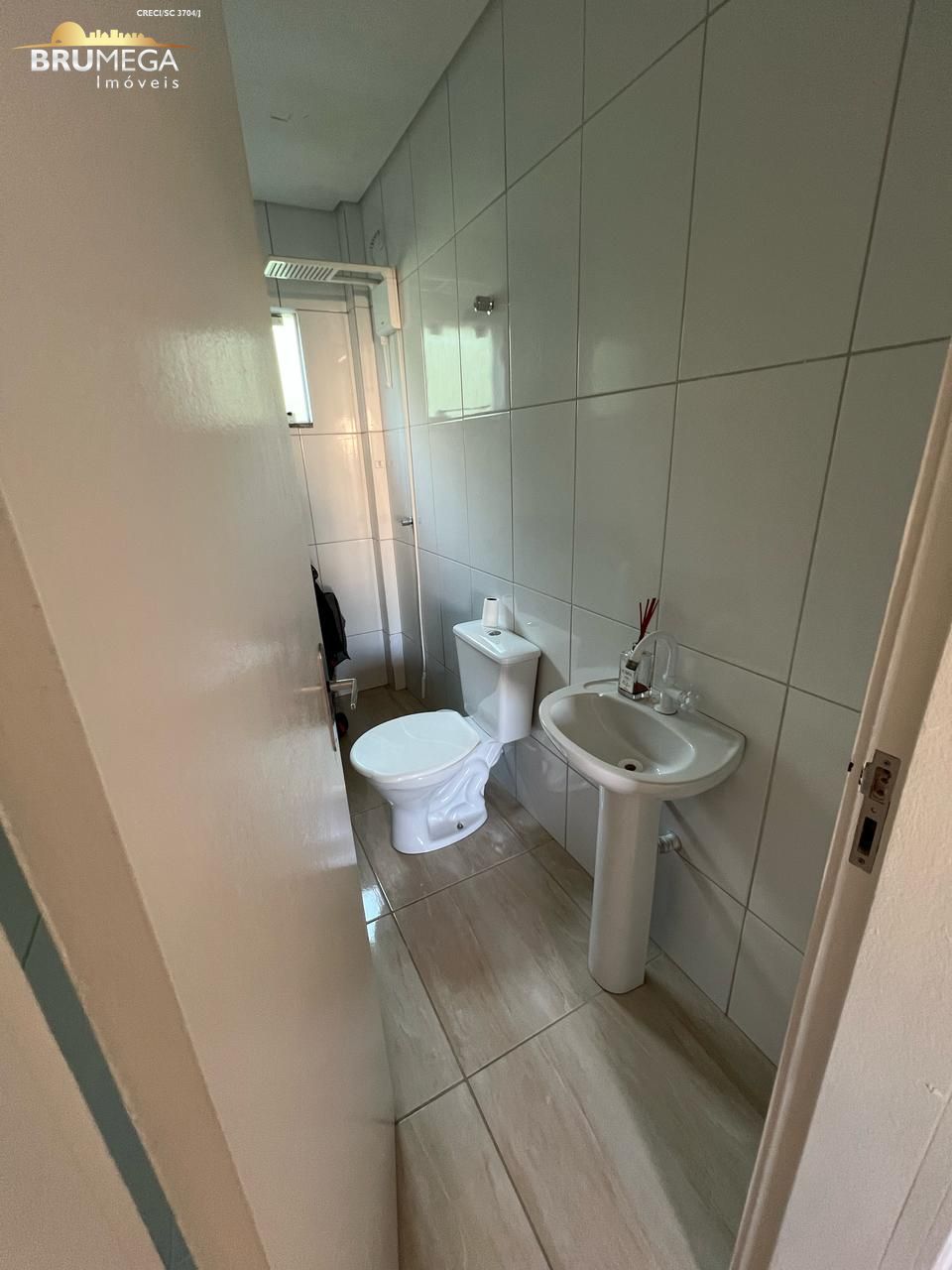 Sobrado de 3 quartos, 110m² no bairro Santa Terezinha, em Brusque | Eu Corretor