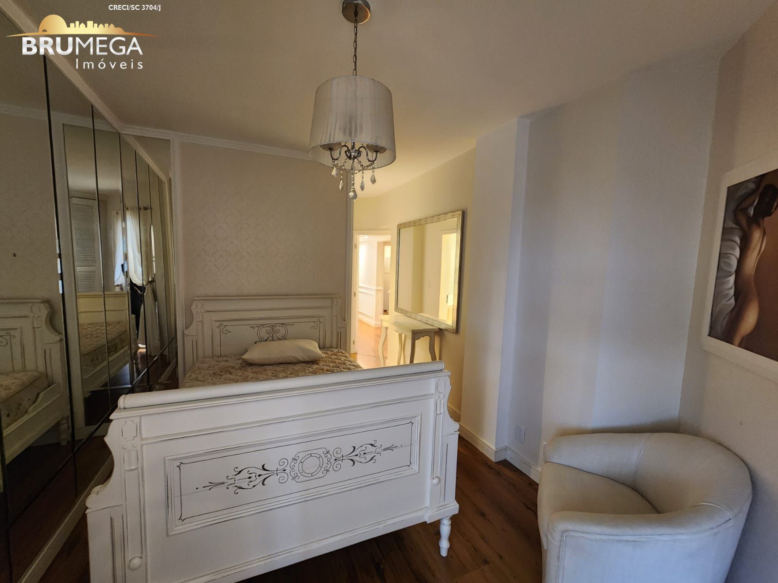 Apartamento de 3 quartos, 100m² no bairro Meia Praia, em Itapema | Eu Corretor