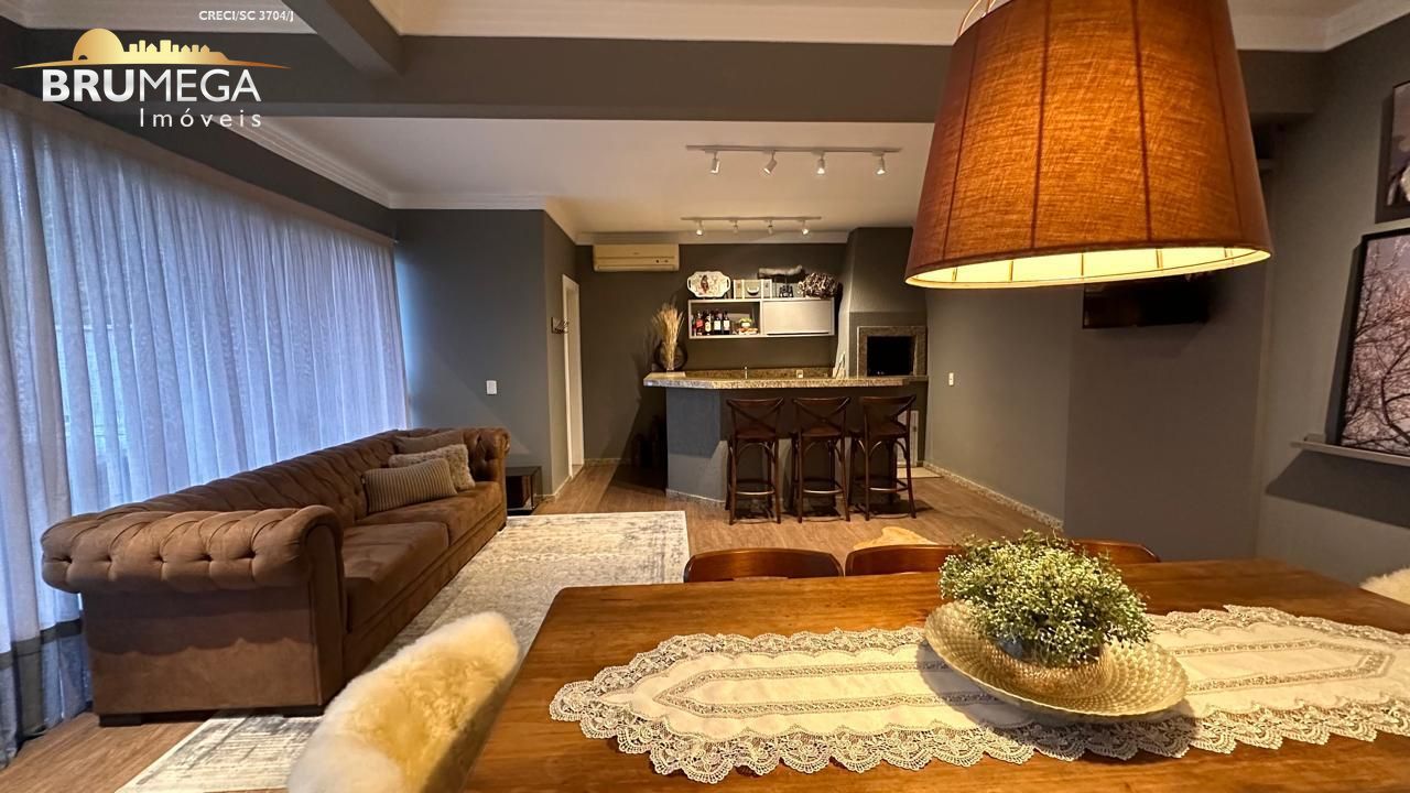Casa de 3 quartos, 190m² no bairro Centro, em Guabiruba | Eu Corretor
