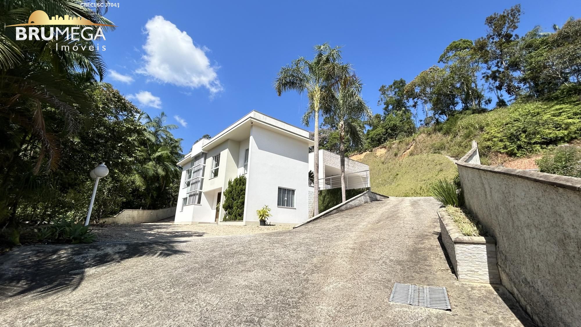 Casa de 3 quartos, 249m² no bairro São Pedro, em Guabiruba | Eu Corretor