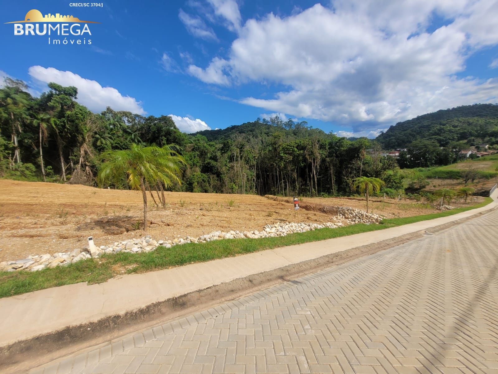 Lote/Terreno de 338m² no bairro Bateas, em Brusque | Eu Corretor