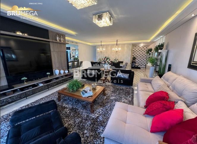 Apartamento de 4 quartos, 222m² no bairro Meia Praia, em Itapema | Eu Corretor