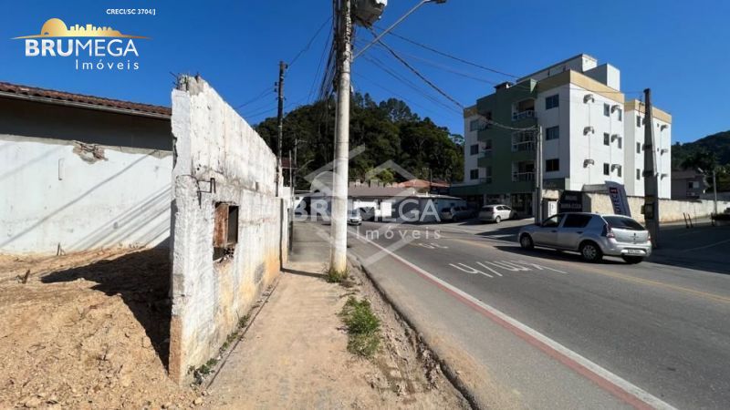 Lote/Terreno de 2940m² no bairro Primeiro de Maio, em Brusque | Eu Corretor