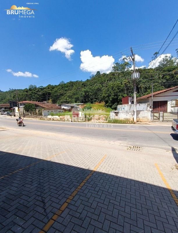 Lote/Terreno de 2940m² no bairro Primeiro de Maio, em Brusque | Eu Corretor