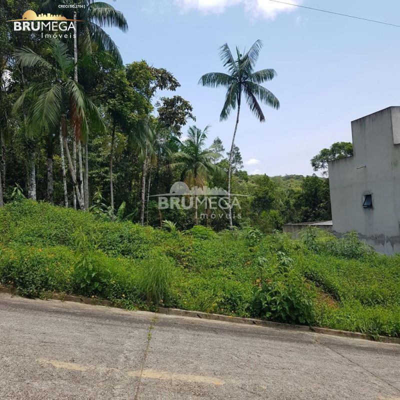 Lote/Terreno de 412m² no bairro São Pedro, em Brusque | Eu Corretor