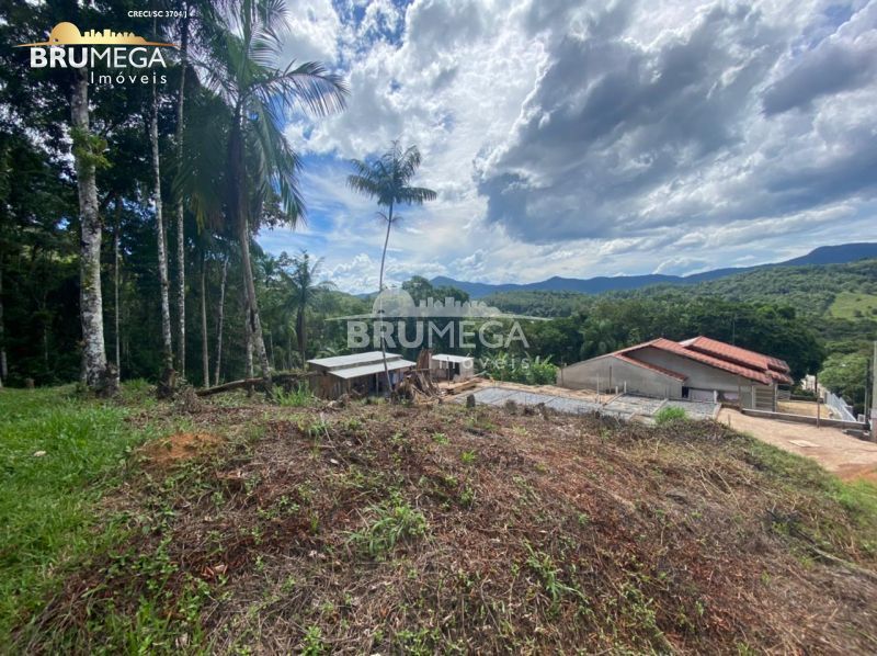 Lote/Terreno de 412m² no bairro São Pedro, em Brusque | Eu Corretor