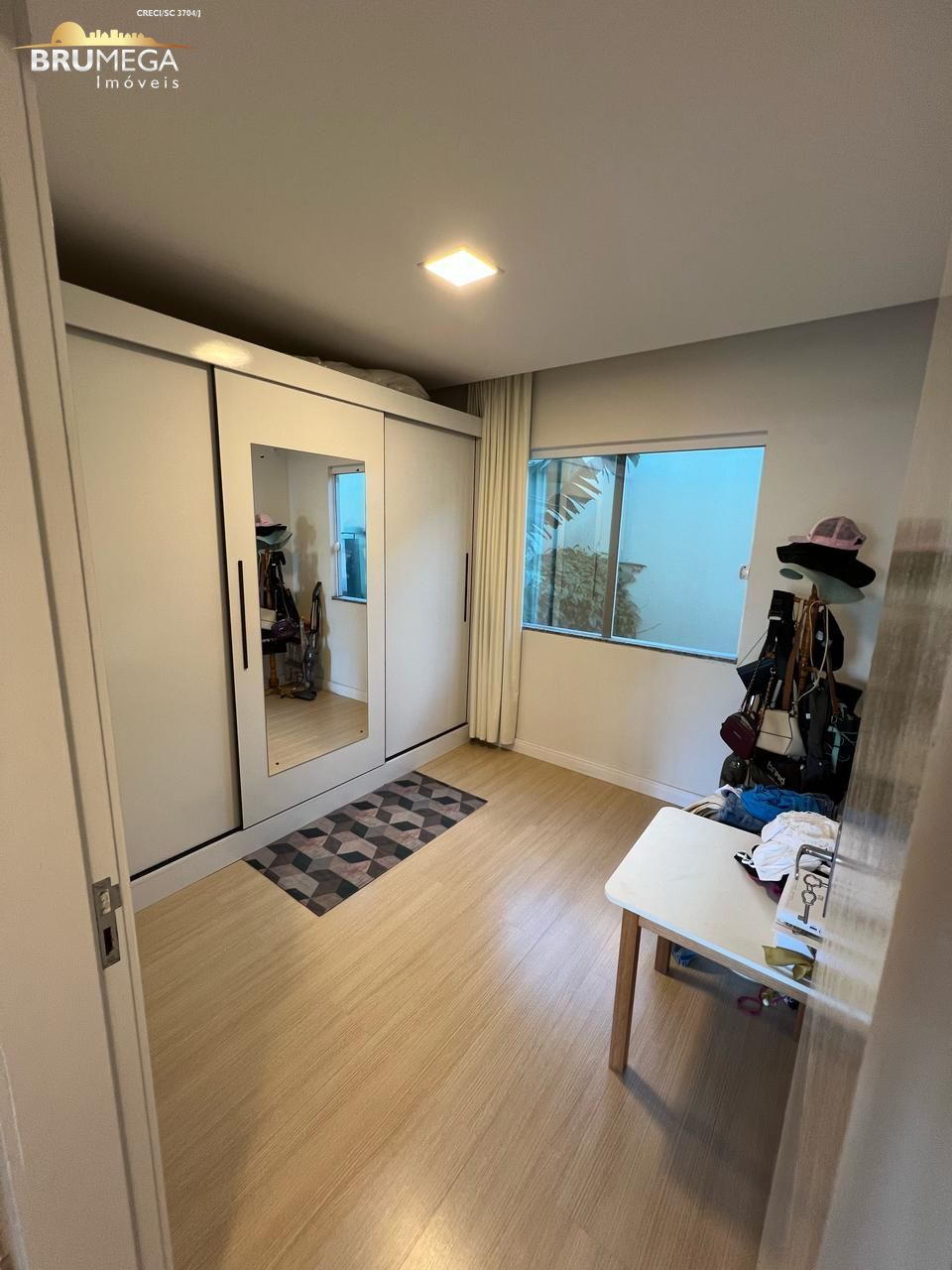 Sobrado de 3 quartos, 110m² no bairro Santa Terezinha, em Brusque | Eu Corretor
