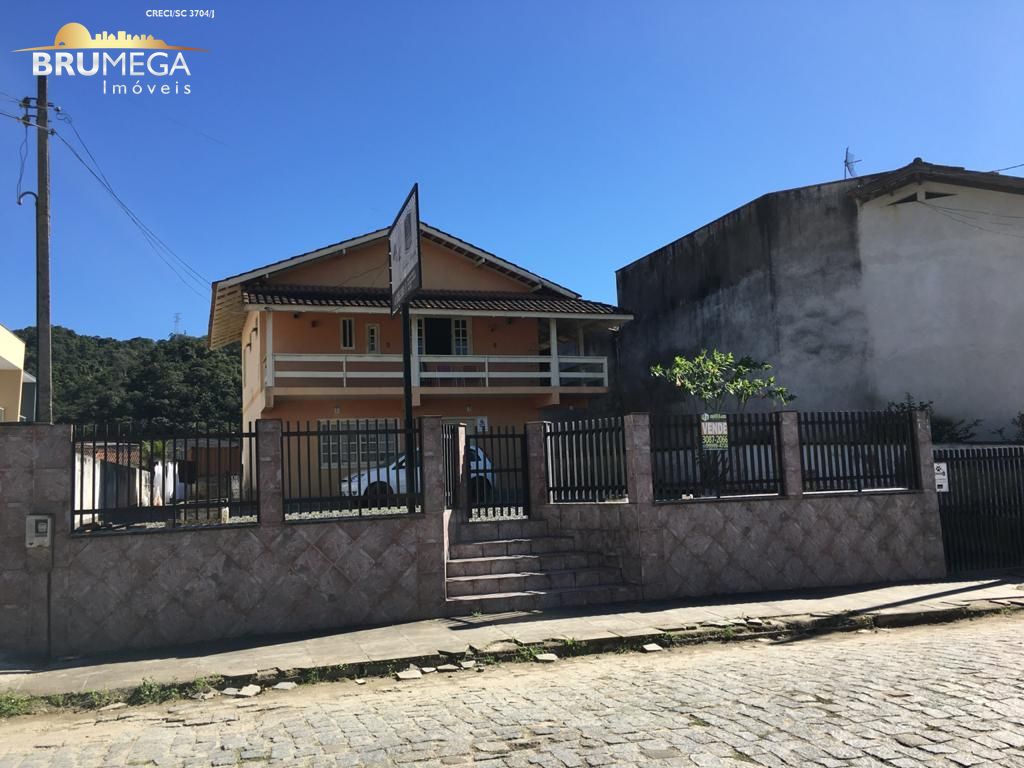 Casa de 3 quartos, 263m² no bairro Guarani, em Brusque | Eu Corretor