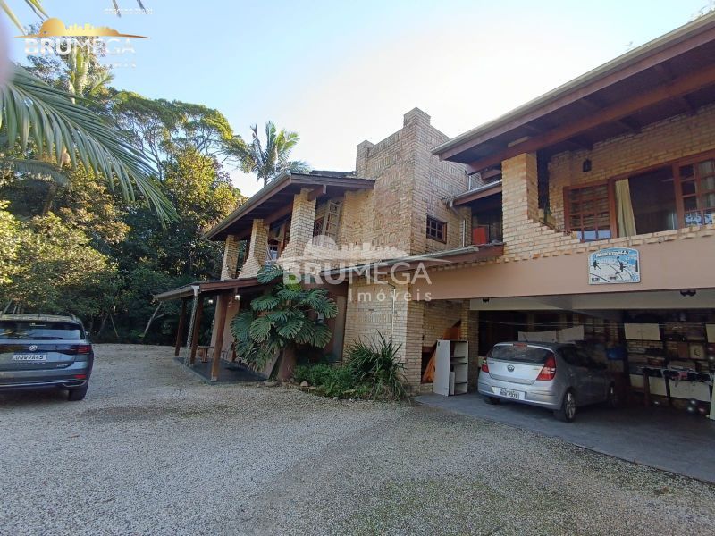 Casa de 4 quartos, 340m² no bairro Centro II, em Brusque | Eu Corretor