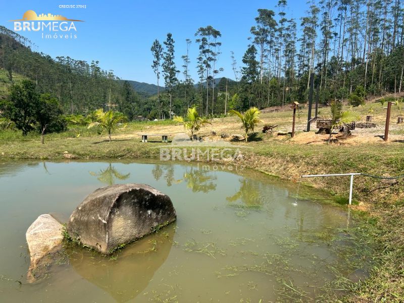 Lote/Terreno de 4m² no bairro Lageado alto, em Guabiruba | Eu Corretor