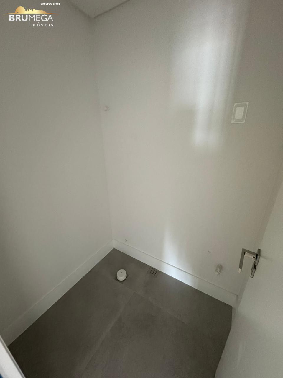 img47879342