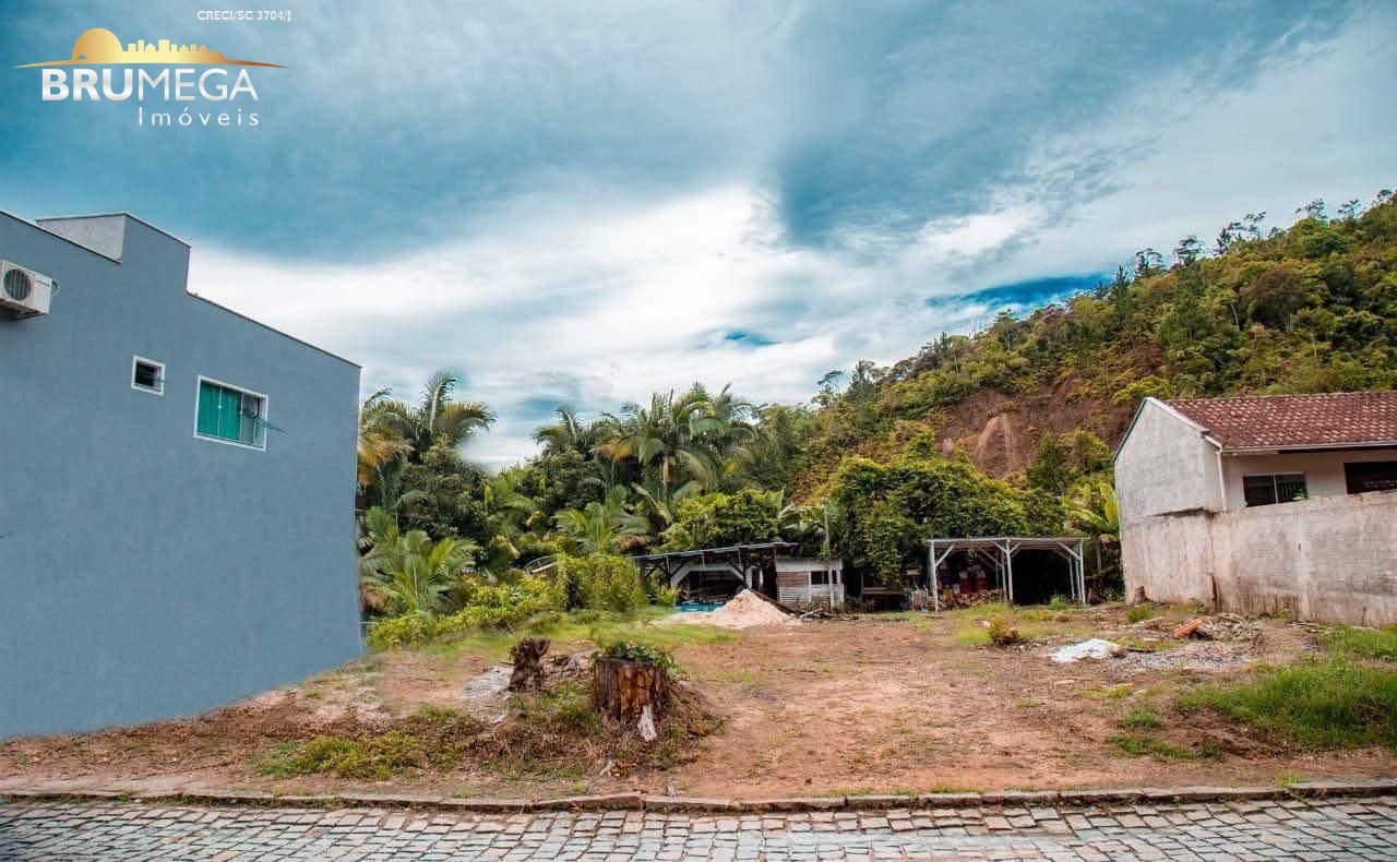 Lote/Terreno de 325m² no bairro Primeiro de Maio, em Brusque | Eu Corretor