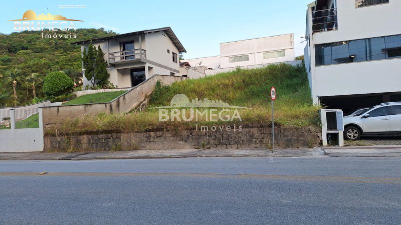 Lote/Terreno de 457m² no bairro Primeiro de Maio, em Brusque | Eu Corretor