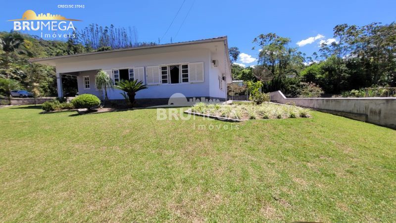 Lote/Terreno de 3 quartos, 1292m² no bairro Centro, em Guabiruba | Eu Corretor