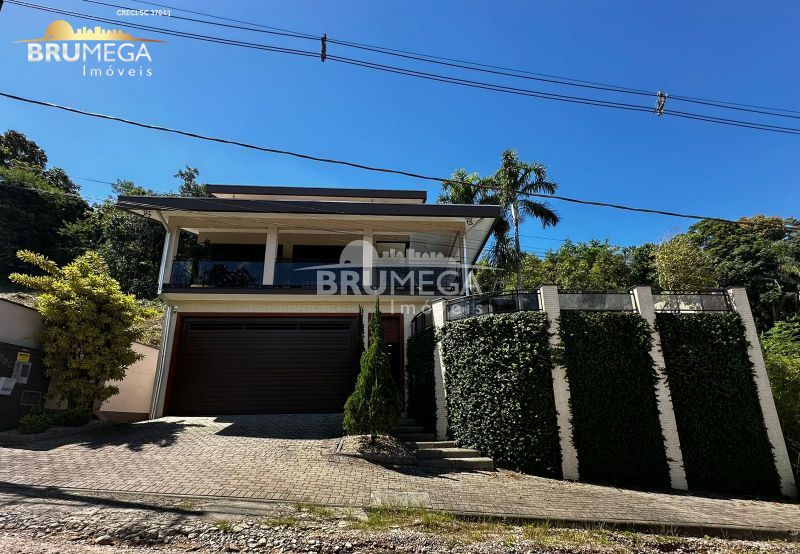 Casa de 3 quartos, 350m² no bairro Steffen, em Brusque | Eu Corretor