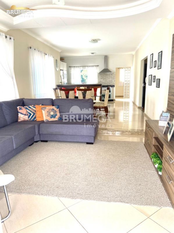 Casa de 3 quartos, 171m² no bairro Souza Cruz, em Brusque | Eu Corretor