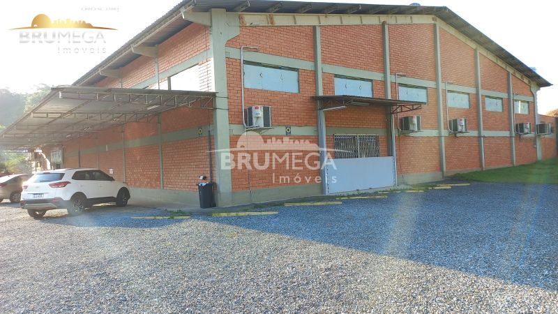 Galpão / Depósito / Armazém de 2000m² no bairro Nova Brasília, em Brusque | Eu Corretor