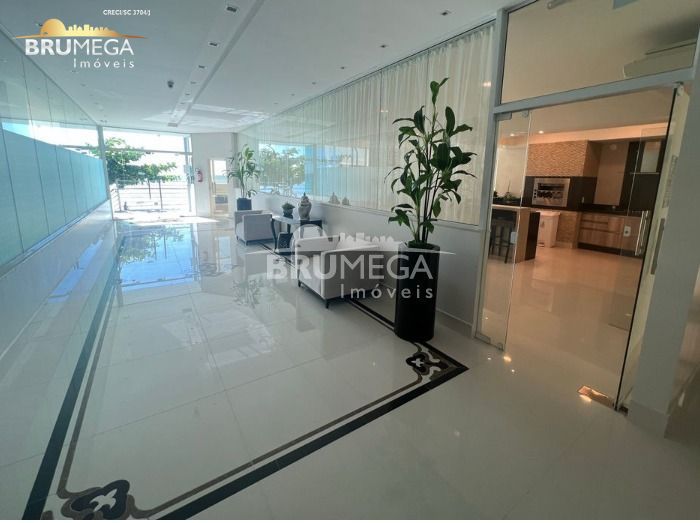 Apartamento de 4 quartos, 240m² no bairro Meia Praia, em Itapema | Eu Corretor