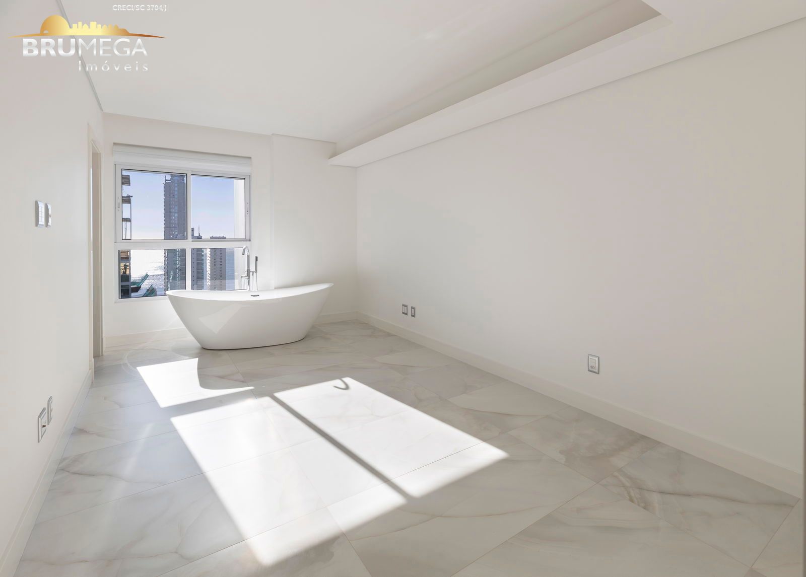 Apartamento de 4 quartos, 167m² no bairro Centro, em Balneário Camboriú | Eu Corretor