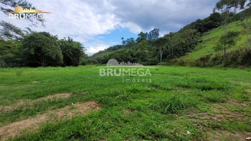 Lote/Terreno de 128000m² no bairro Centro, em Nova Trento | Eu Corretor