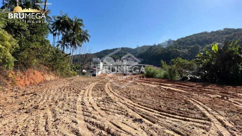 Lote/Terreno de 2940m² no bairro Primeiro de Maio, em Brusque | Eu Corretor