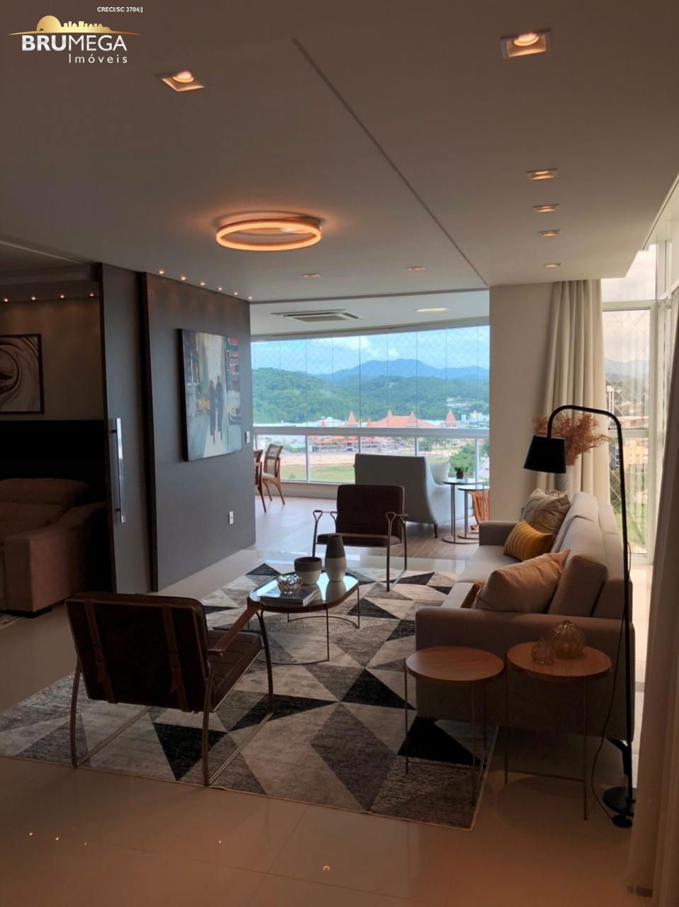 Apartamento de 4 quartos, 284m² no bairro Centro II, em Brusque | Eu Corretor