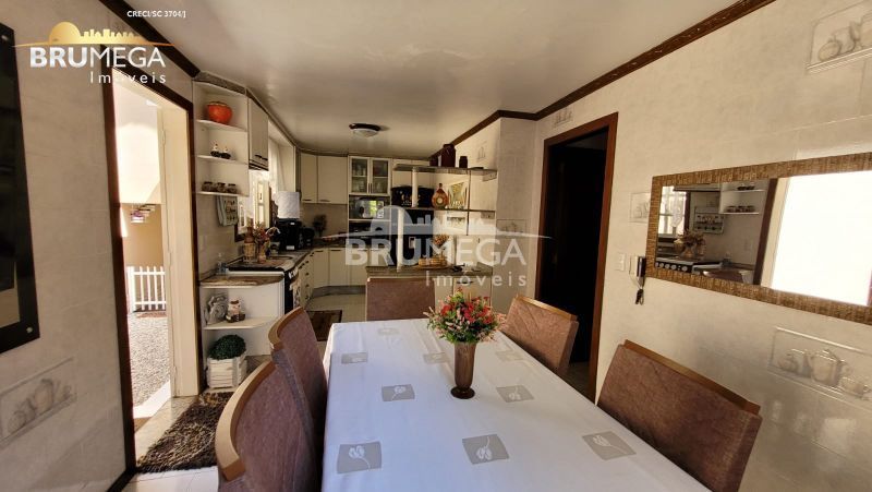 Lote/Terreno de 4 quartos, 6500m² no bairro Primeiro de Maio, em Brusque | Eu Corretor