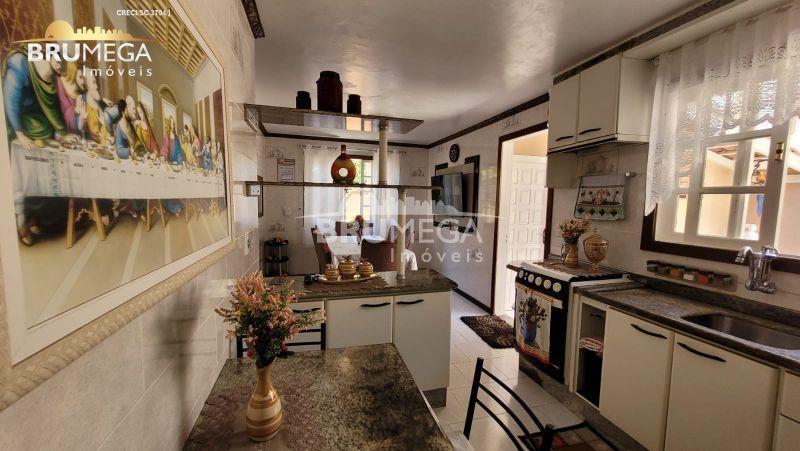 Loja / Salão / Ponto Comercial de 4 quartos, 209m² no bairro Primeiro de Maio, em Brusque | Eu Corretor
