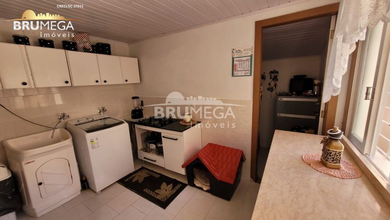 Loja / Salão / Ponto Comercial de 4 quartos, 209m² no bairro Primeiro de Maio, em Brusque | Eu Corretor