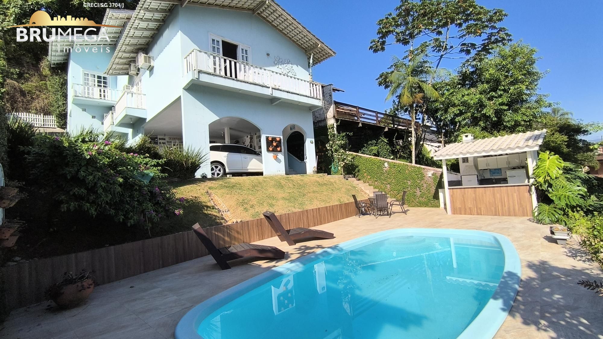 Casa de 4 quartos, 300m² no bairro Azambuja, em Brusque | Eu Corretor