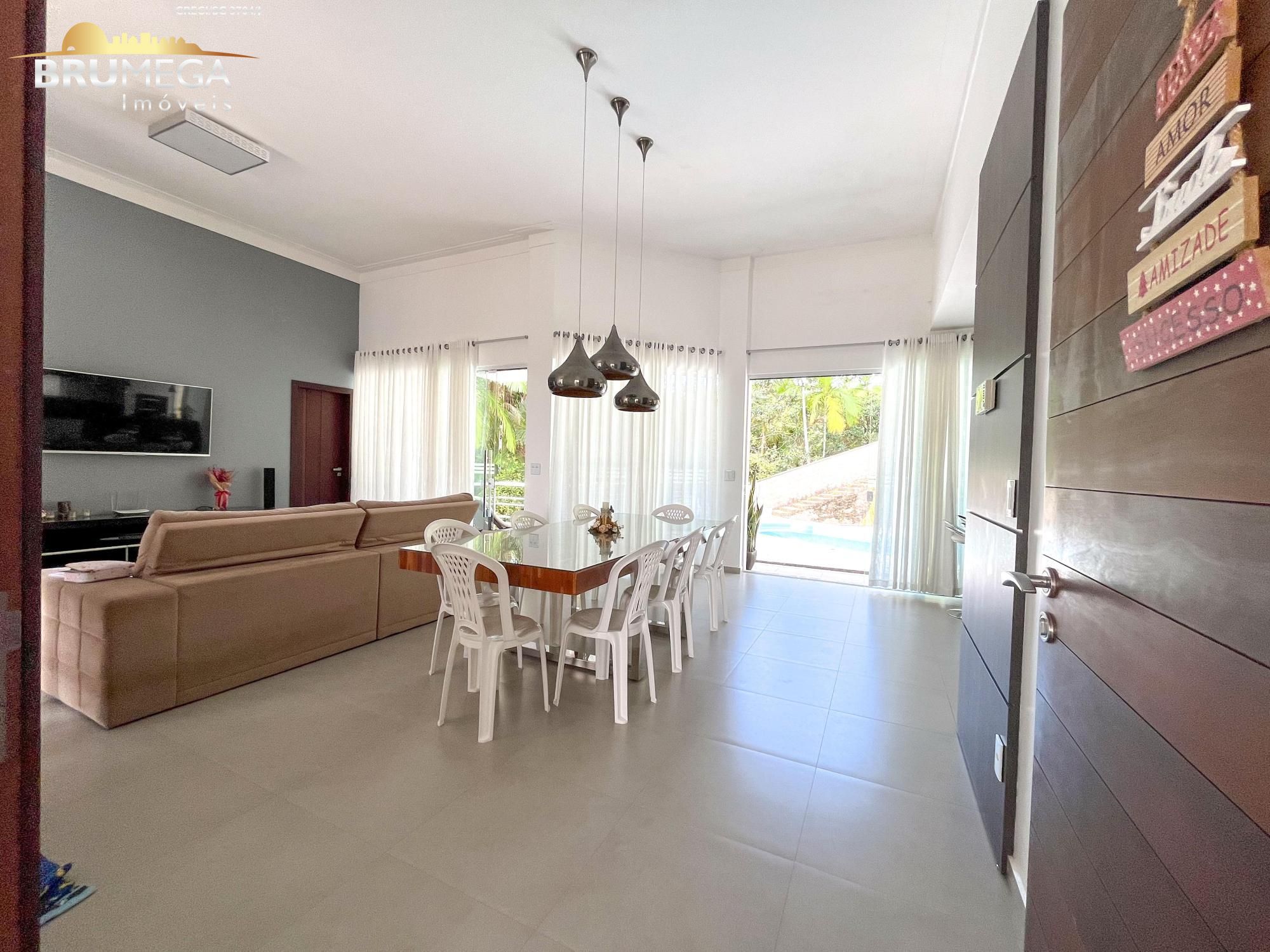 Casa de 3 quartos, 249m² no bairro São Pedro, em Guabiruba | Eu Corretor