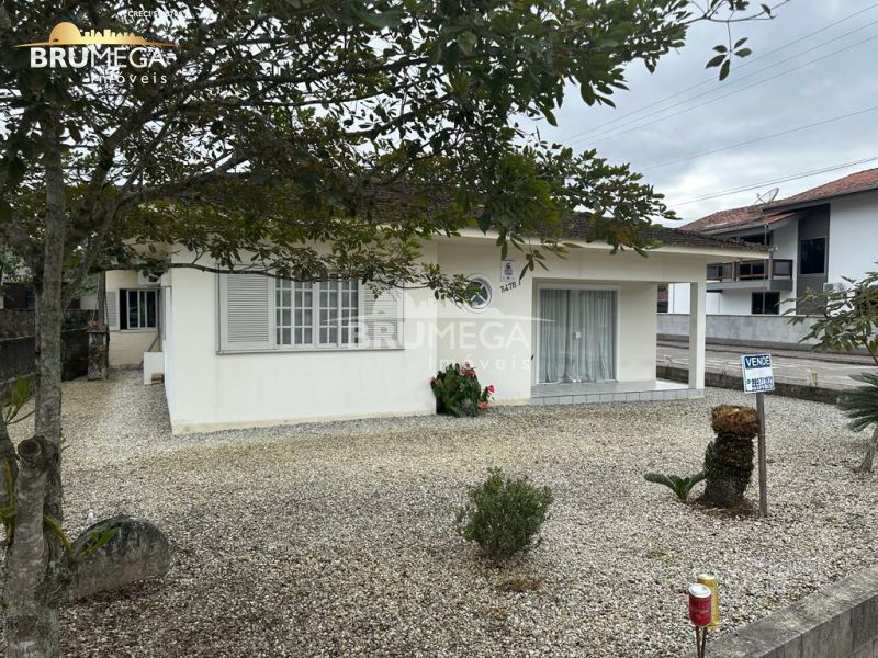 Casa de 3 quartos, 162m² no bairro Guabiruba Sul, em Guabiruba | Eu Corretor