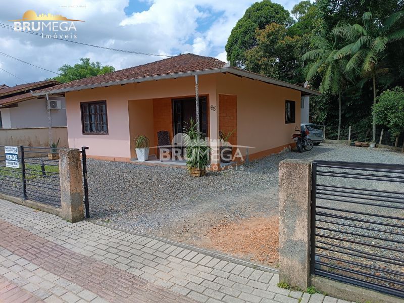 Casa de 2 quartos, 153m² no bairro Rio Branco, em Brusque | Eu Corretor