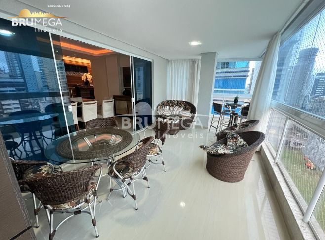 Apartamento de 4 quartos, 210m² no bairro Meia Praia, em Itapema | Eu Corretor