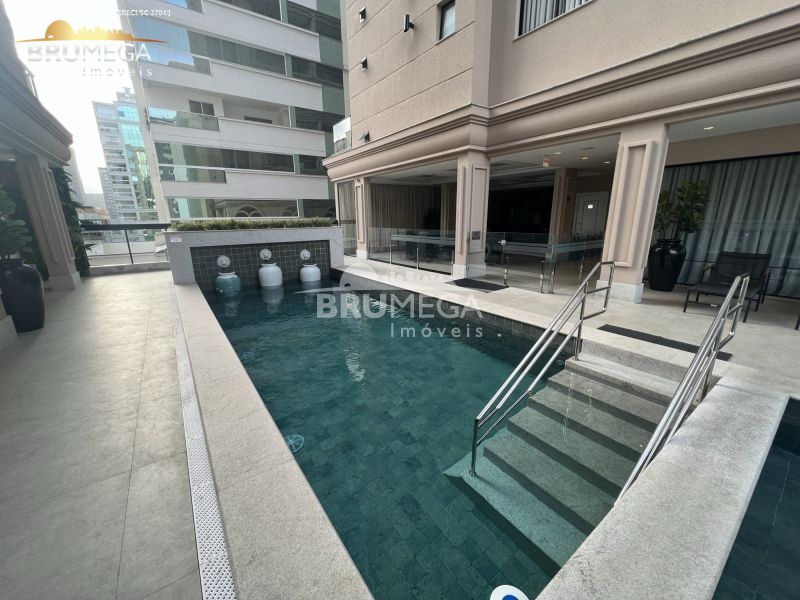Apartamento de 4 quartos, 163m² no bairro Meia Praia, em Itapema | Eu Corretor