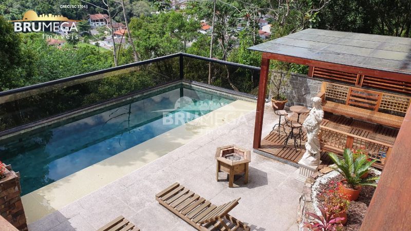 Casa de 3 quartos, 1000m² no bairro Souza Cruz, em Brusque | Eu Corretor