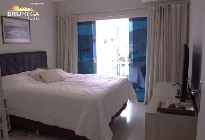 Casa de 3 quartos, 162m² no bairro Santa Terezinha, em Brusque | Eu Corretor