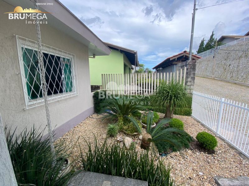 Casa de 4 quartos, 200m² no bairro Jardim Maluche, em Brusque | Eu Corretor